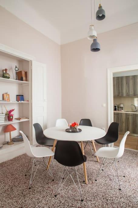 Апартаменты Splendid Full 5Bdr/3Bath/2Kitchens Mansion In Ath Афины Экстерьер фото